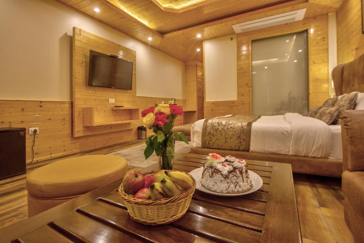 The Holiday Villa Resorts & Spa Manali  Ngoại thất bức ảnh